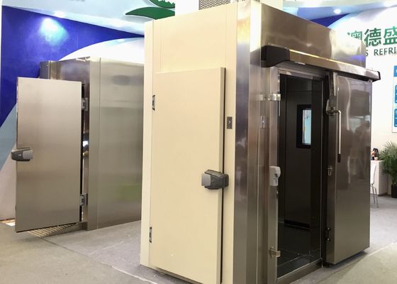 Đi bộ tùy chỉnh trong phòng lạnh